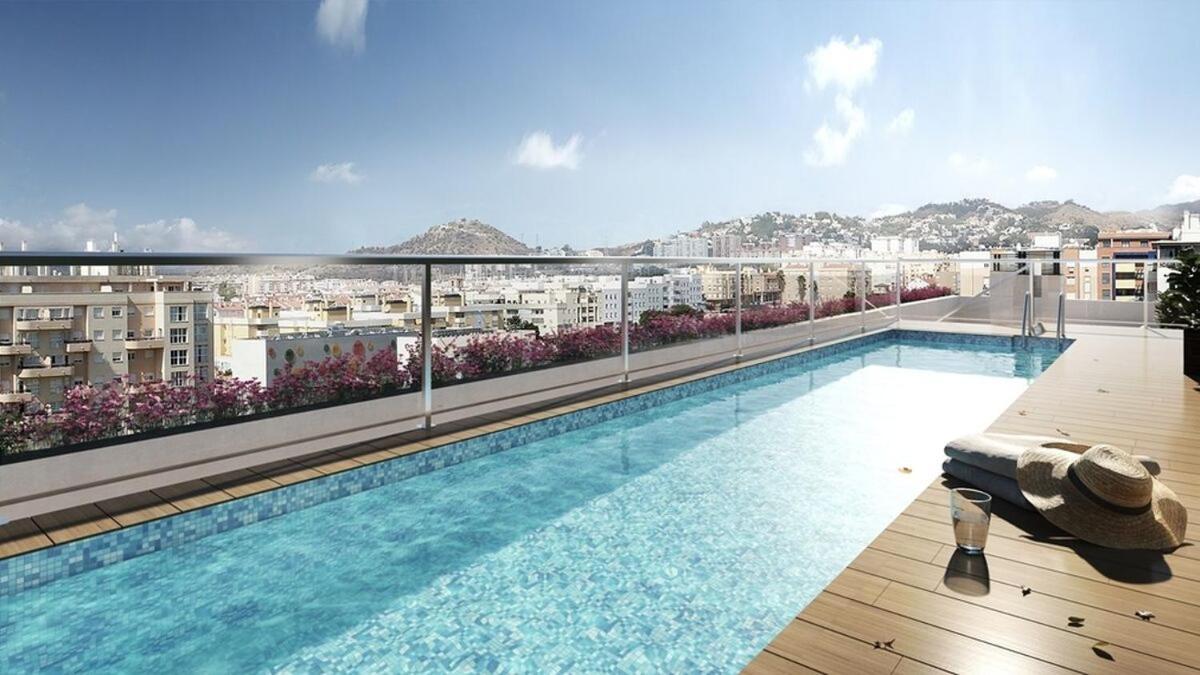 Teatinos Suite Malaga Exterior photo